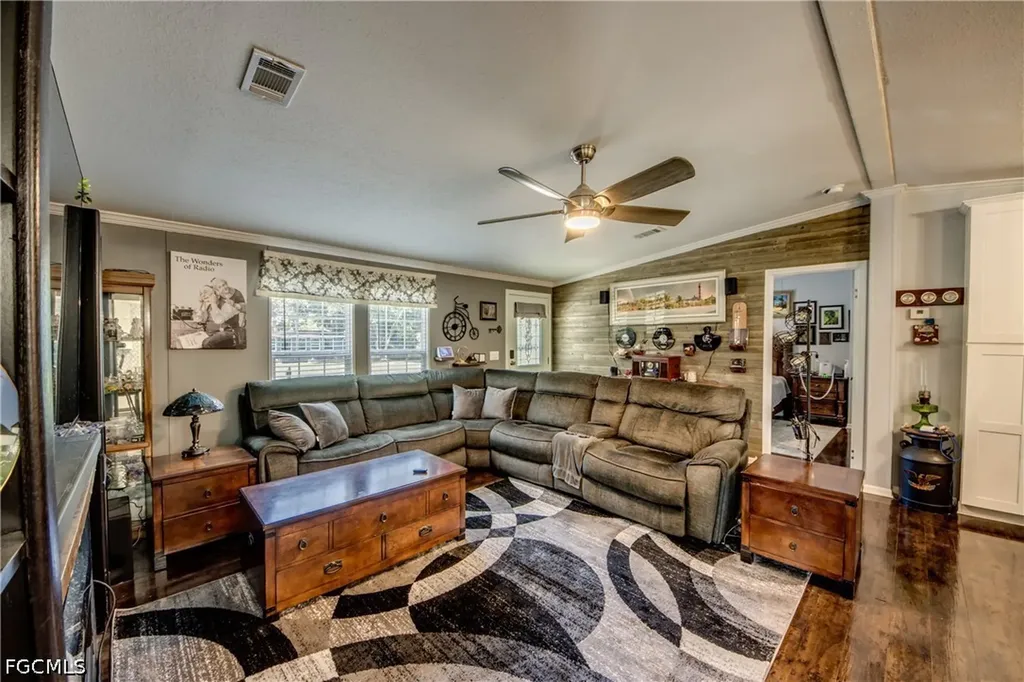 356 Sacramento Street North Fort Myers FL 33903
