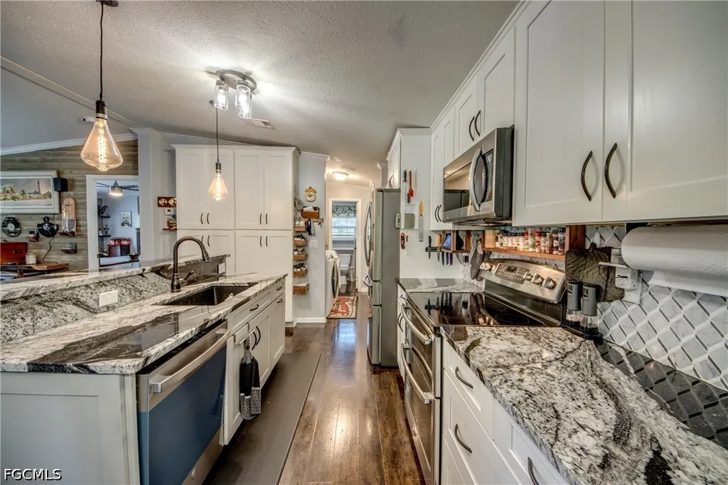 356 Sacramento Street North Fort Myers FL 33903
