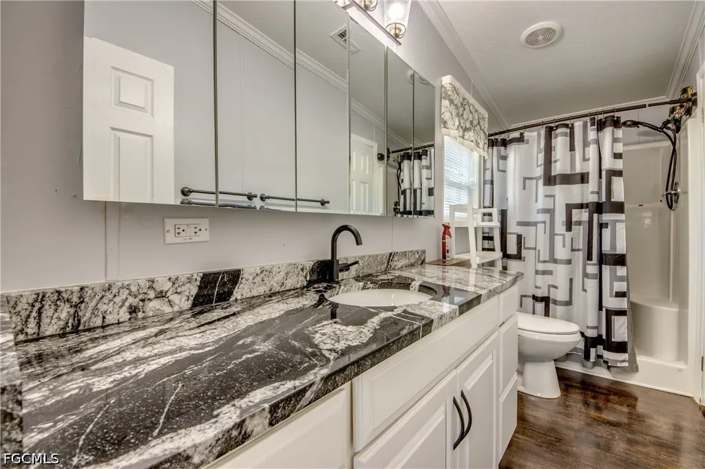 356 Sacramento Street North Fort Myers FL 33903