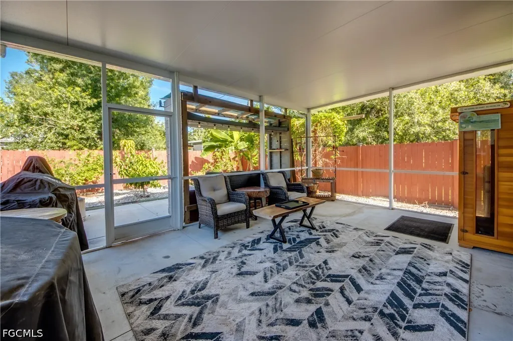 356 Sacramento Street North Fort Myers FL 33903