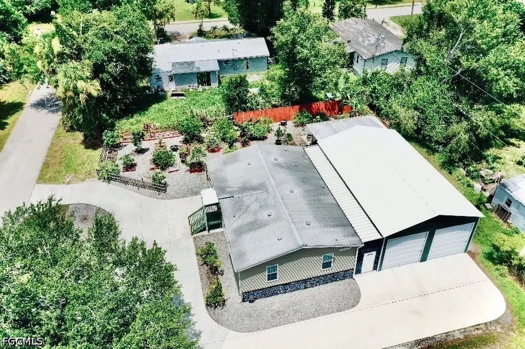 356 Sacramento Street North Fort Myers FL 33903