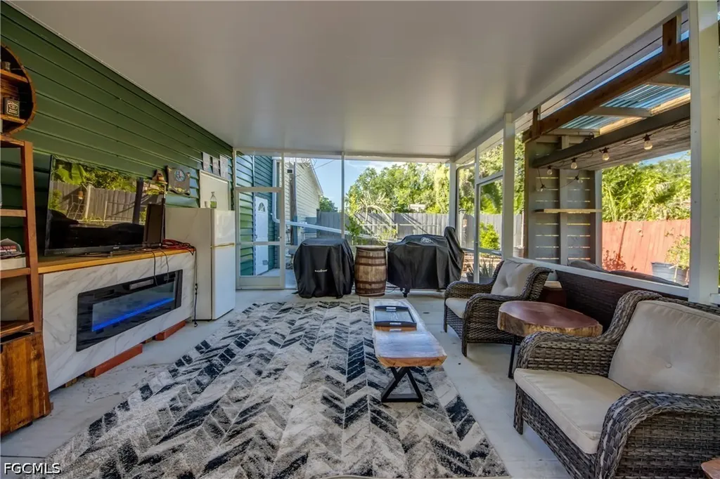 356 Sacramento Street North Fort Myers FL 33903