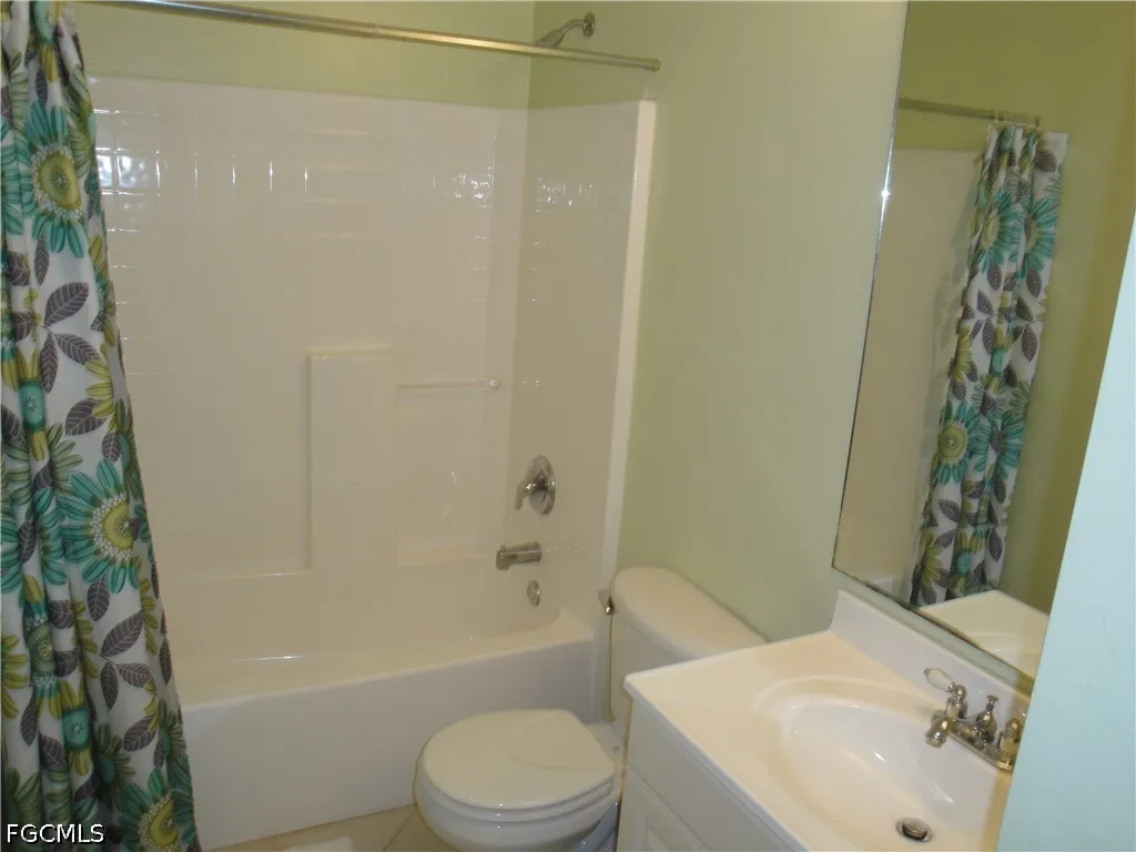 301 SE 1st Street Cape Coral FL 33990