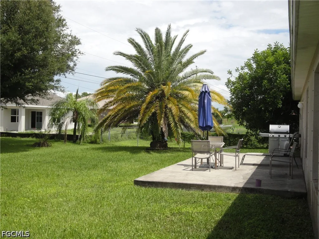 301 SE 1st Street Cape Coral FL 33990
