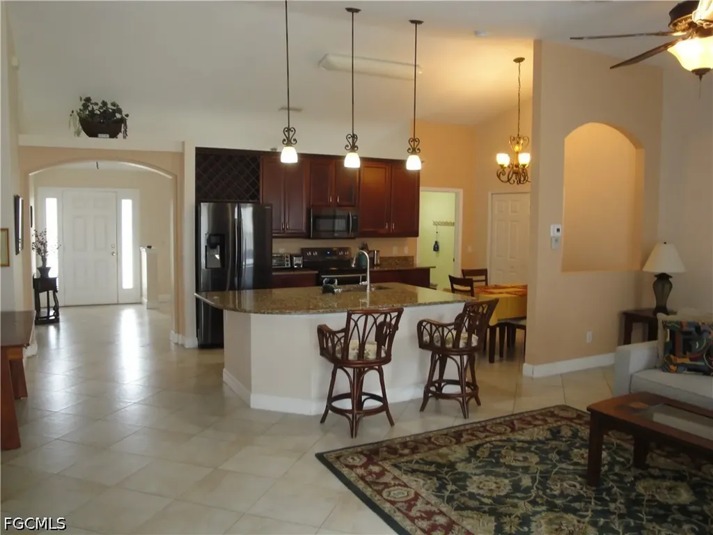301 SE 1st Street Cape Coral FL 33990