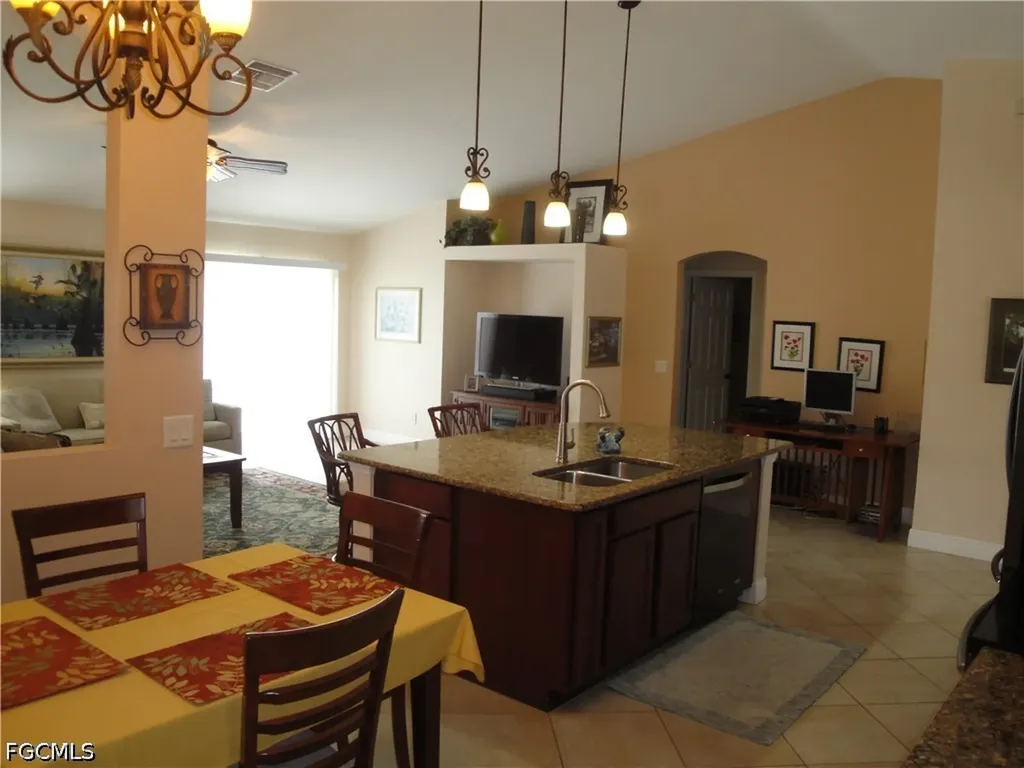 301 SE 1st Street Cape Coral FL 33990