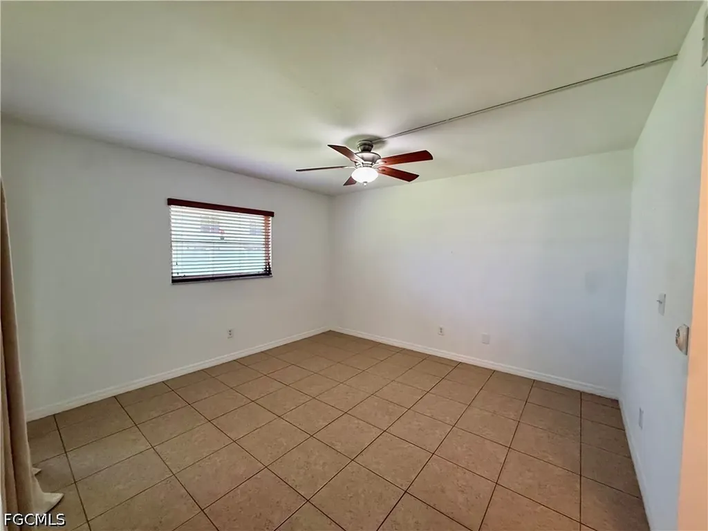 1429 Cape Coral Parkway W Cape Coral FL 33914