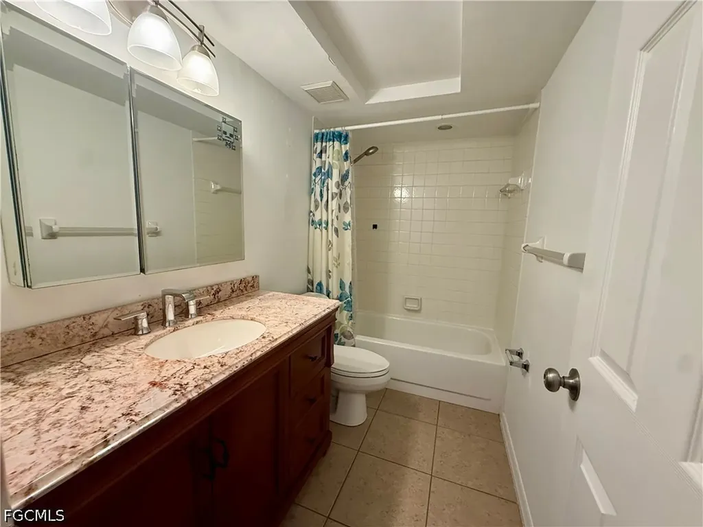 1429 Cape Coral Parkway W Cape Coral FL 33914