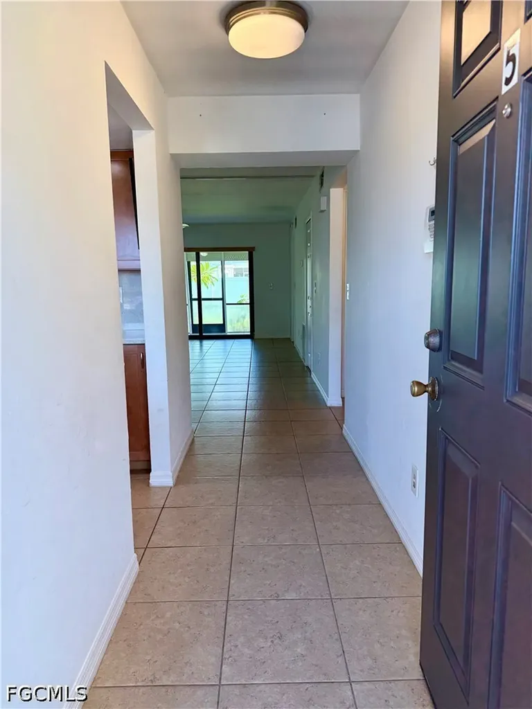 1429 Cape Coral Parkway W Cape Coral FL 33914