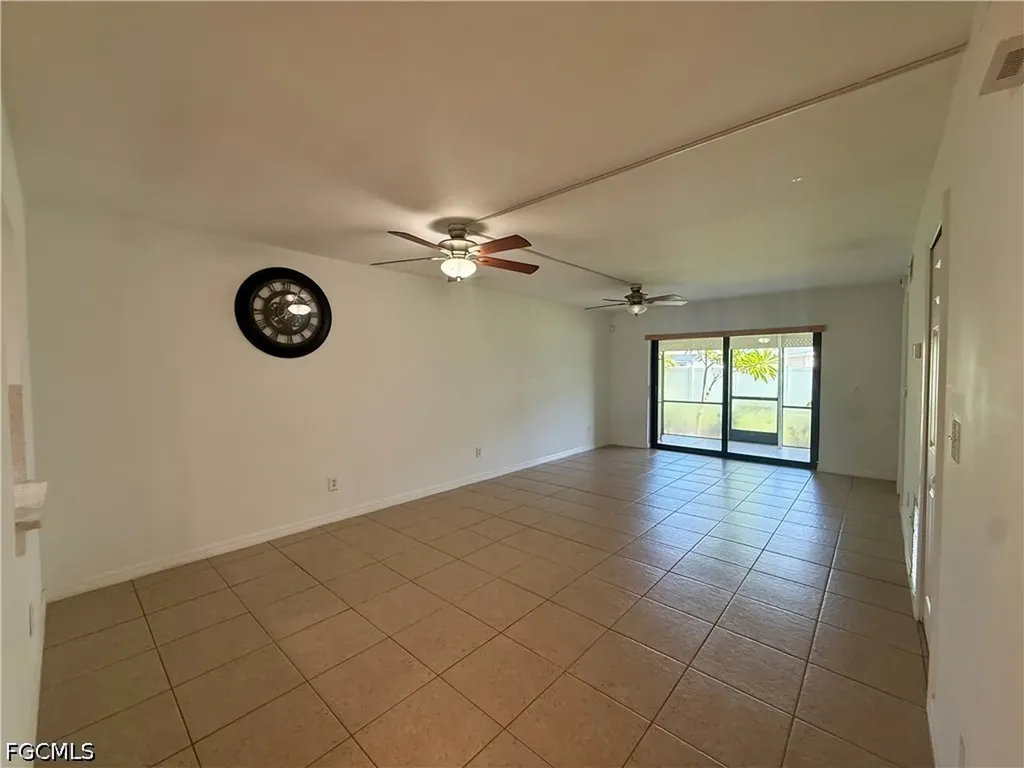 1429 Cape Coral Parkway W Cape Coral FL 33914