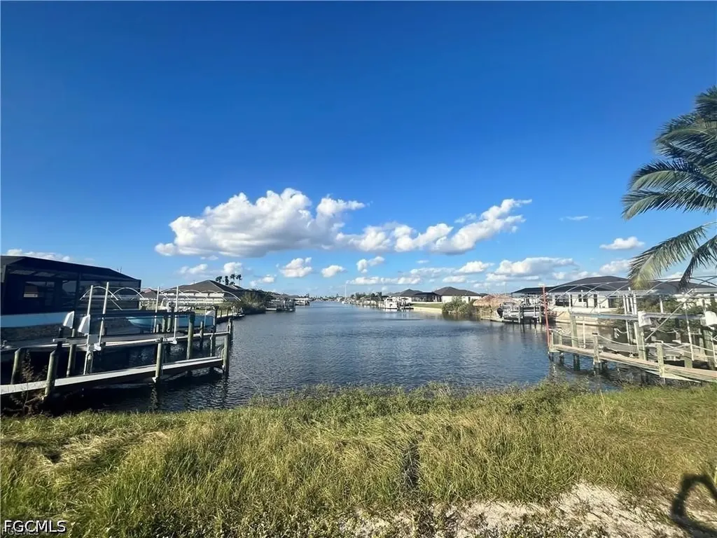 4103 NW 12th Street Cape Coral FL 33993