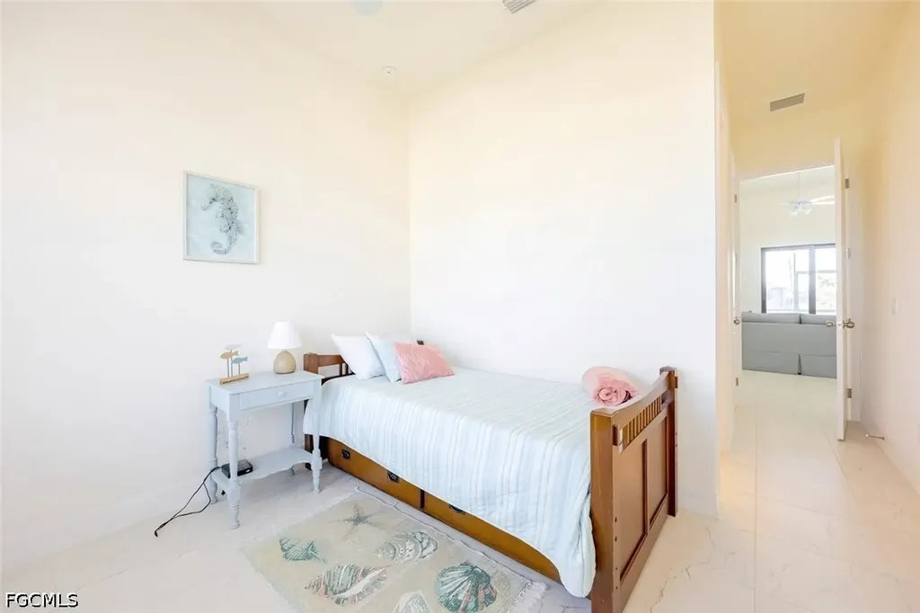 2742 NW 10th Street Cape Coral FL 33993