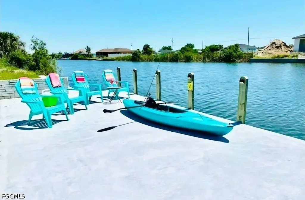2742 NW 10th Street Cape Coral FL 33993