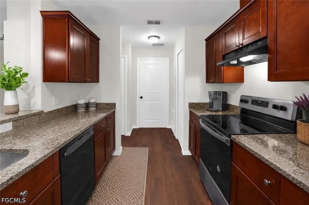 1090 Parnell Court Deltona FL 32738