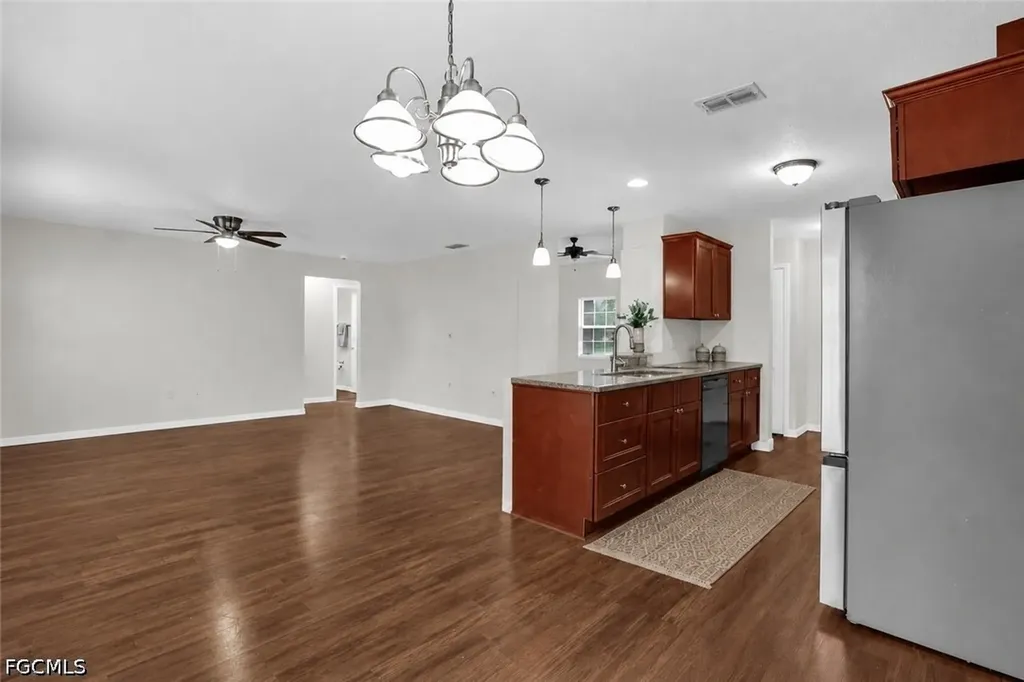 1090 Parnell Court Deltona FL 32738