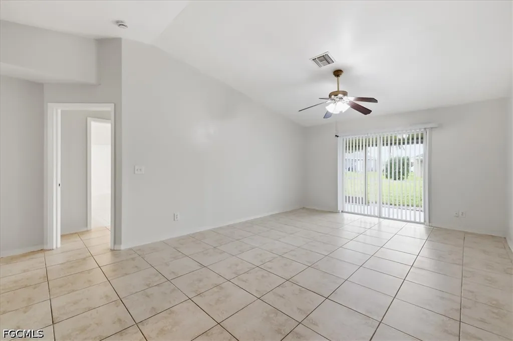 912 SE 6th Court Cape Coral FL 33990