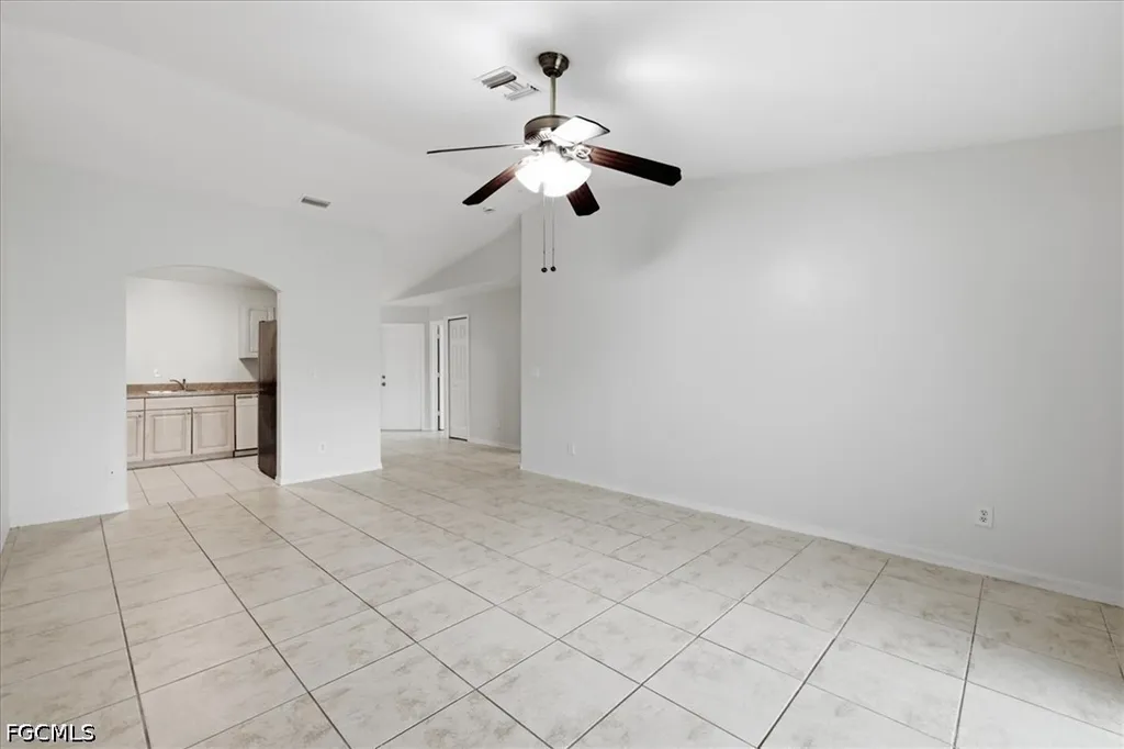 912 SE 6th Court Cape Coral FL 33990