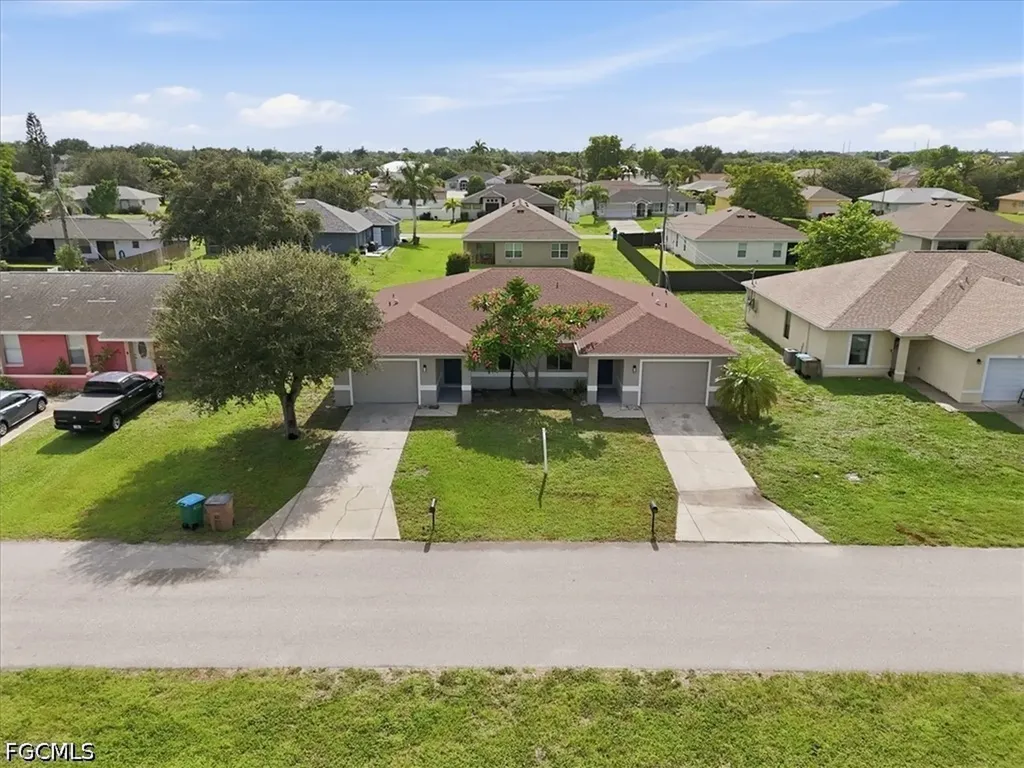 912 SE 6th Court Cape Coral FL 33990
