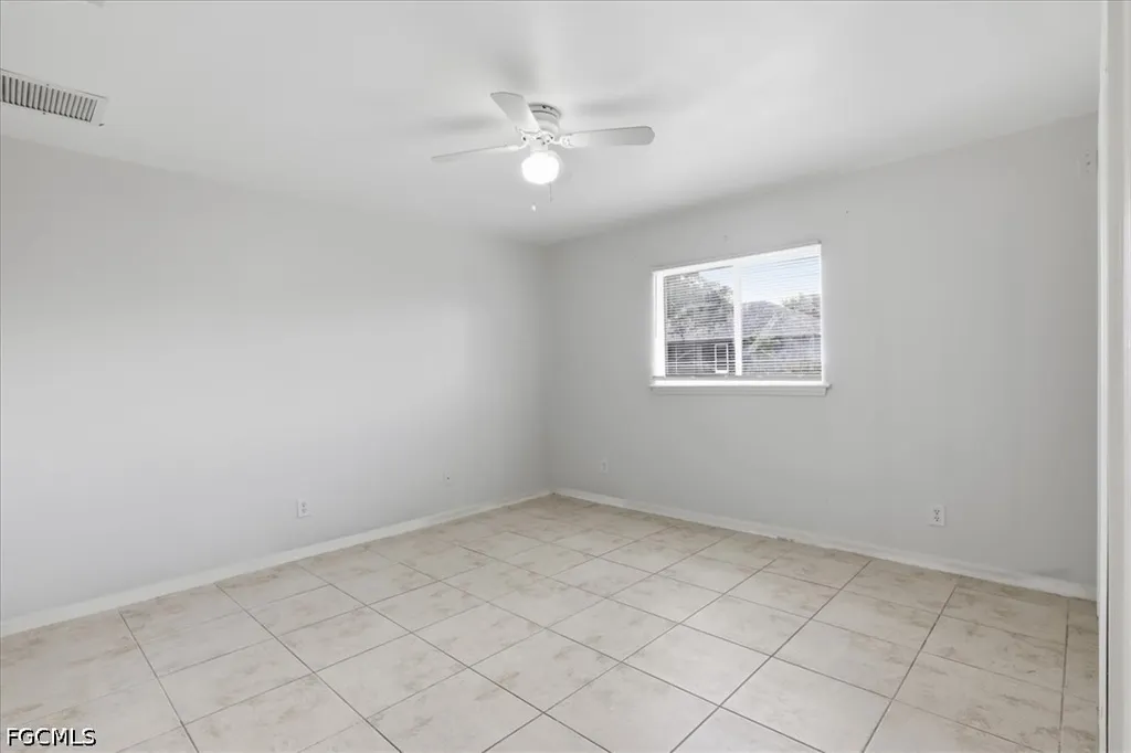 912 SE 6th Court Cape Coral FL 33990