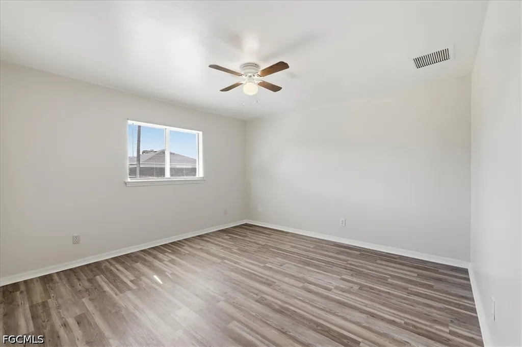 912 SE 6th Court Cape Coral FL 33990
