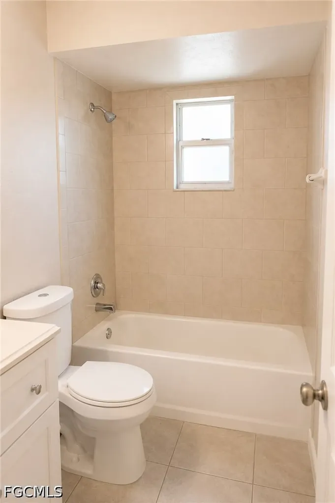 4131 Skyline Boulevard Cape Coral FL 33914