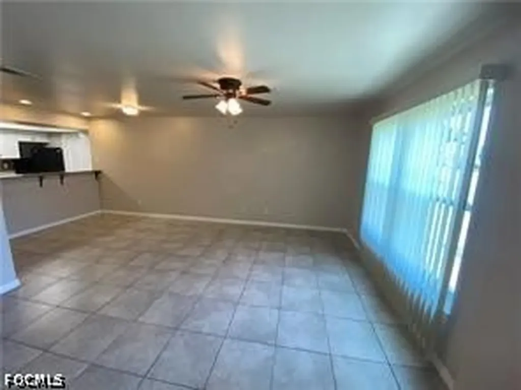 4131 Skyline Boulevard Cape Coral FL 33914