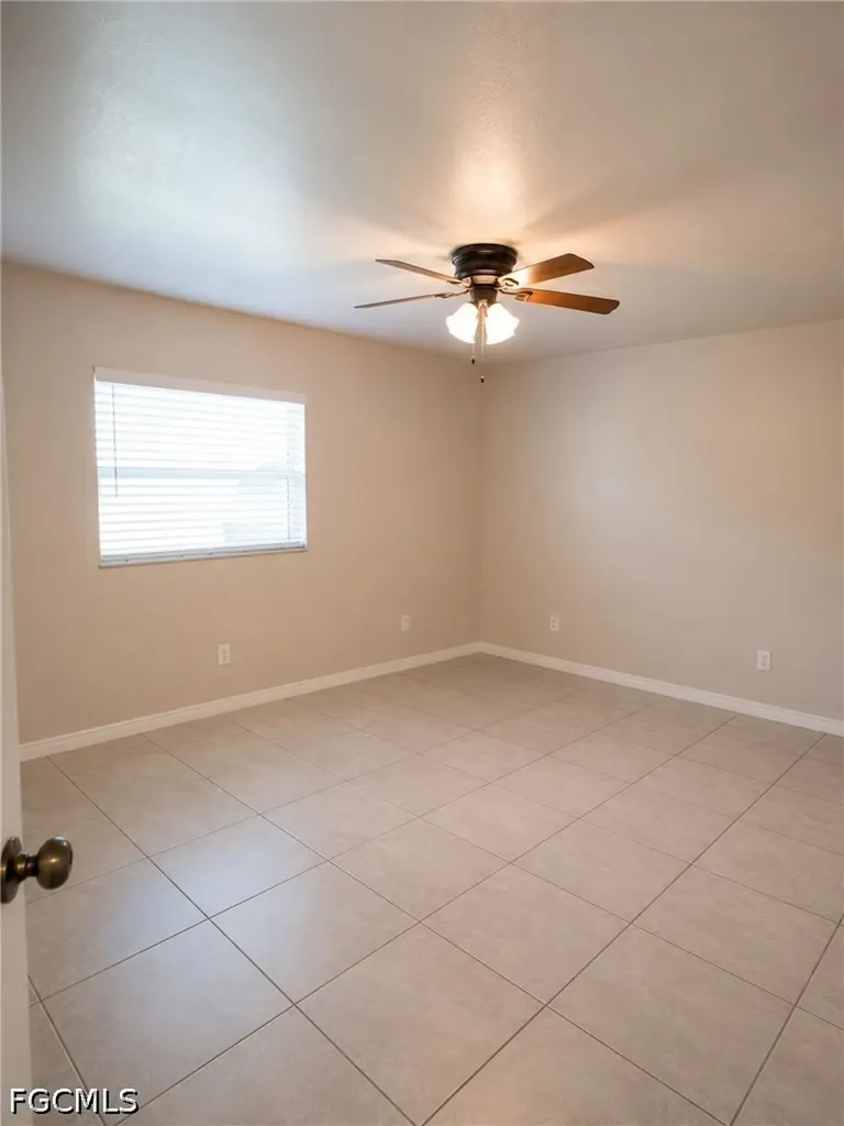 4131 Skyline Boulevard Cape Coral FL 33914