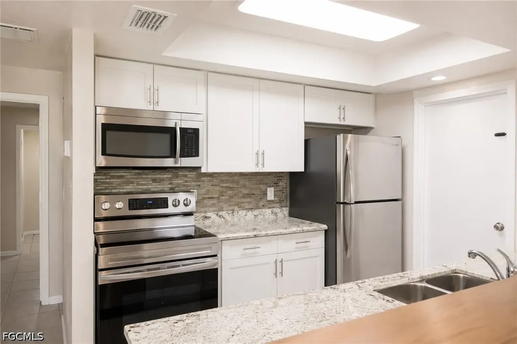 4131 Skyline Boulevard Cape Coral FL 33914
