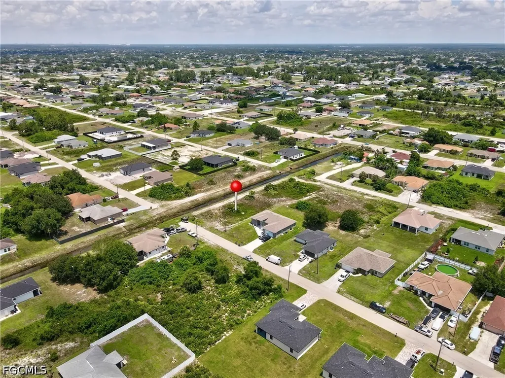 2718 25th Street SW Lehigh Acres FL 33976