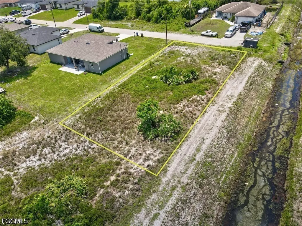 2718 25th Street SW Lehigh Acres FL 33976