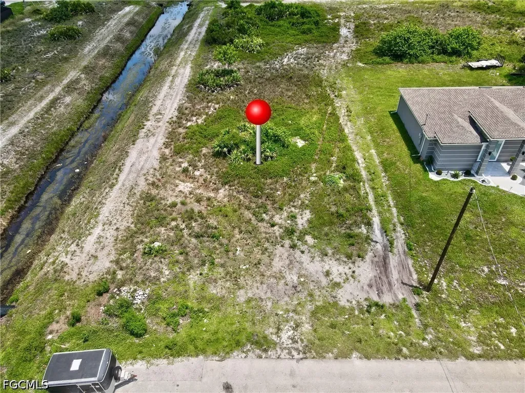2718 25th Street SW Lehigh Acres FL 33976