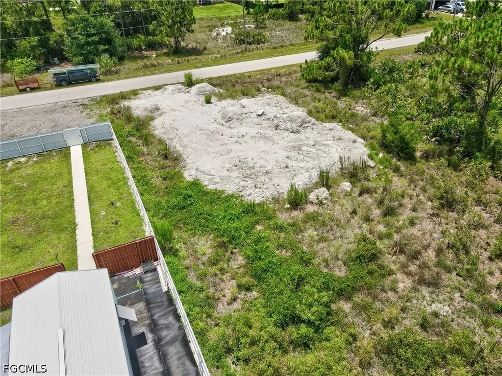 2612 25th Street SW Lehigh Acres FL 33976