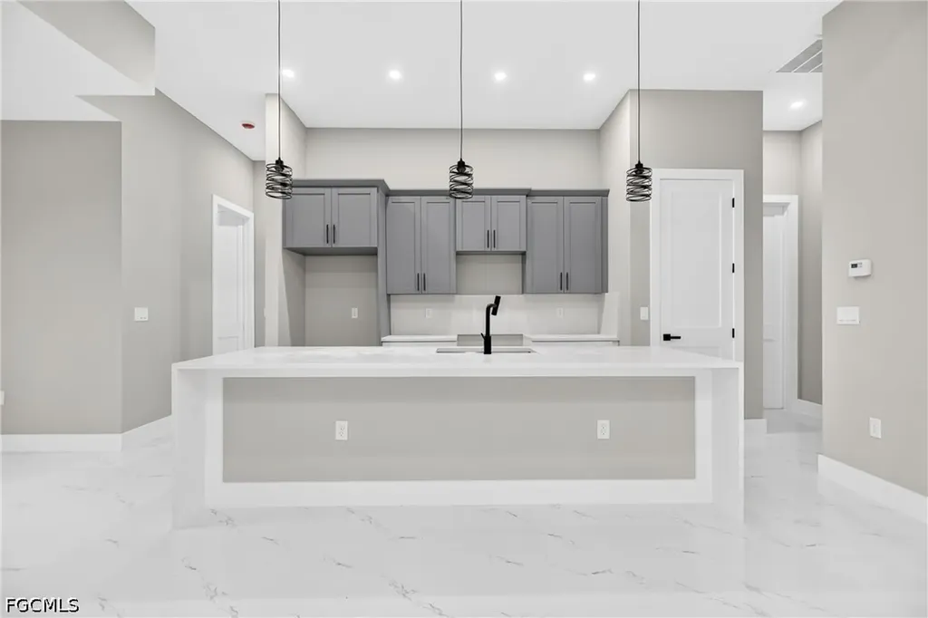 2701 28th Street SW Lehigh Acres FL 33976