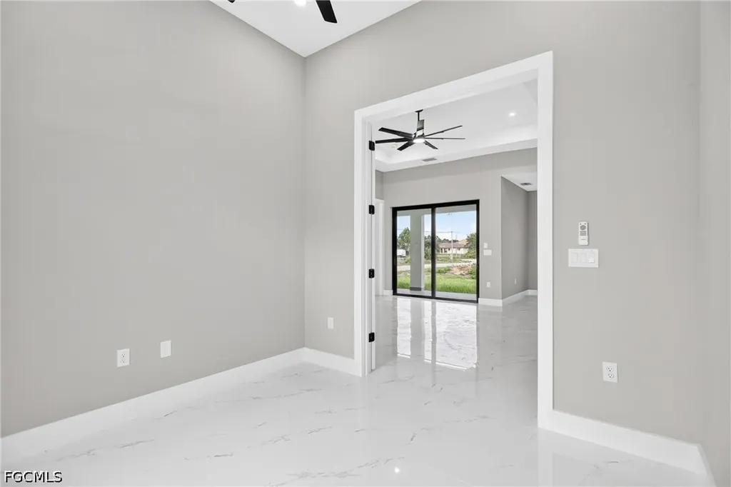2701 28th Street SW Lehigh Acres FL 33976