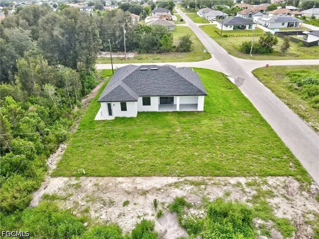 2701 28th Street SW Lehigh Acres FL 33976