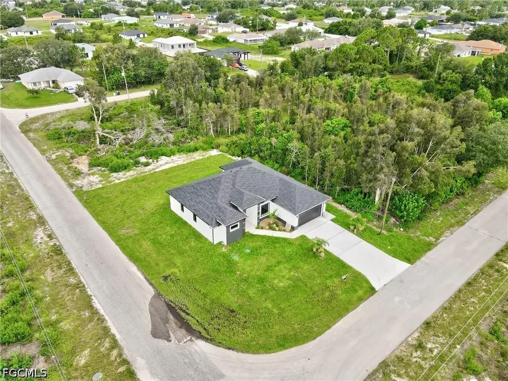 2701 28th Street SW Lehigh Acres FL 33976