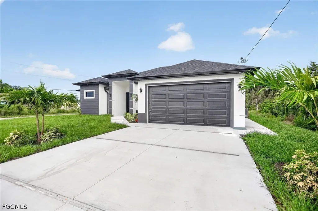 2701 28th Street SW Lehigh Acres FL 33976
