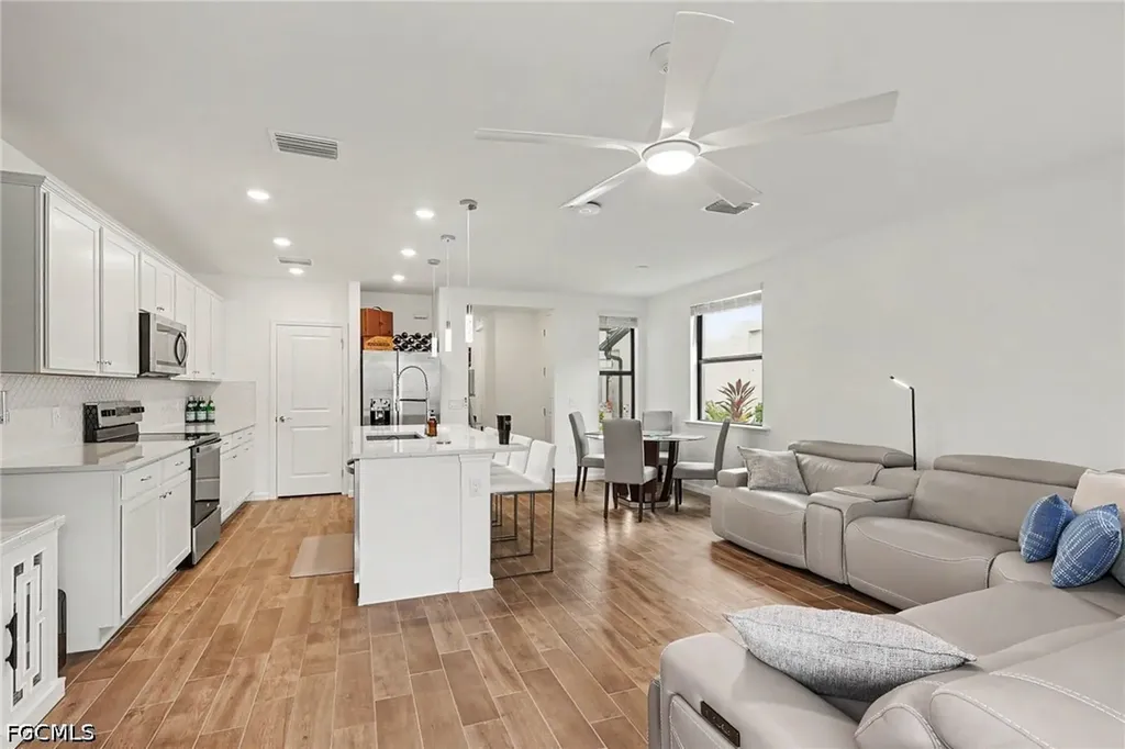 27837 Solis Grande Drive Bonita Springs FL 34135