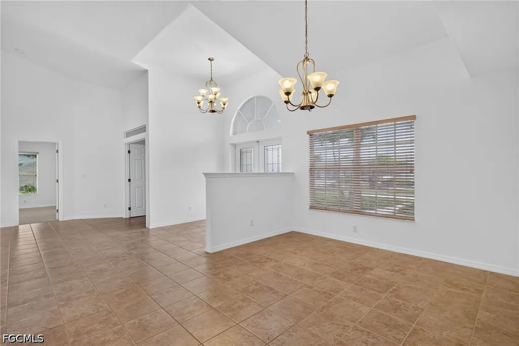 1702 SW 1st Avenue Cape Coral FL 33991