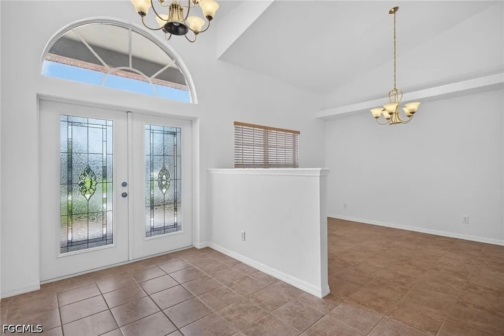 1702 SW 1st Avenue Cape Coral FL 33991