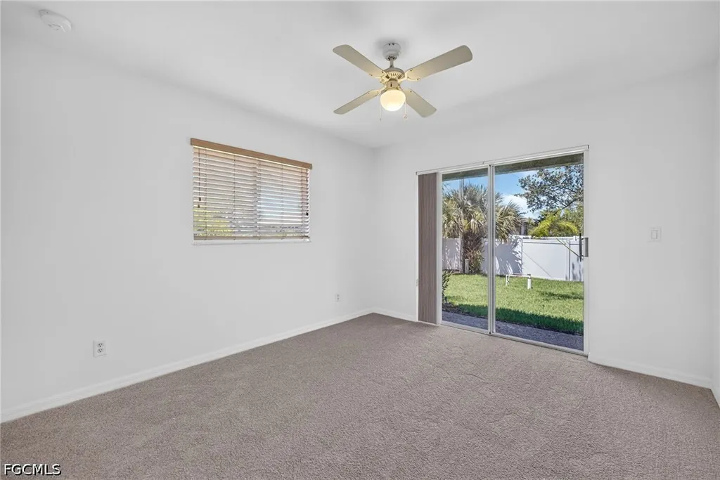 1702 SW 1st Avenue Cape Coral FL 33991