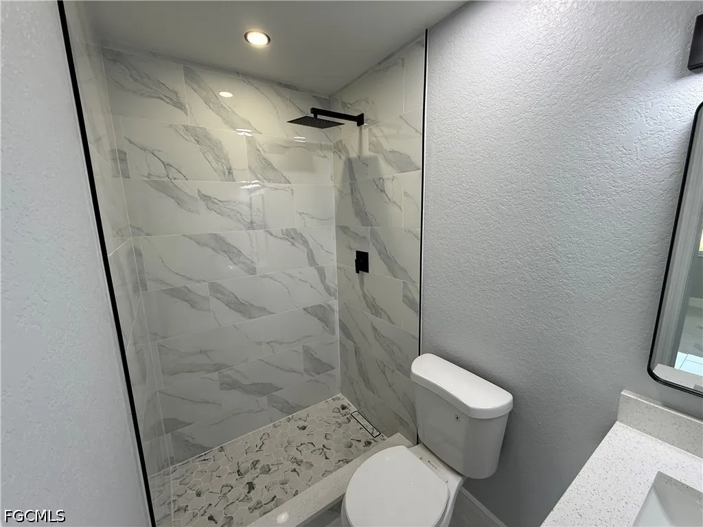 2008 Lotus Road Fort Myers FL 33905