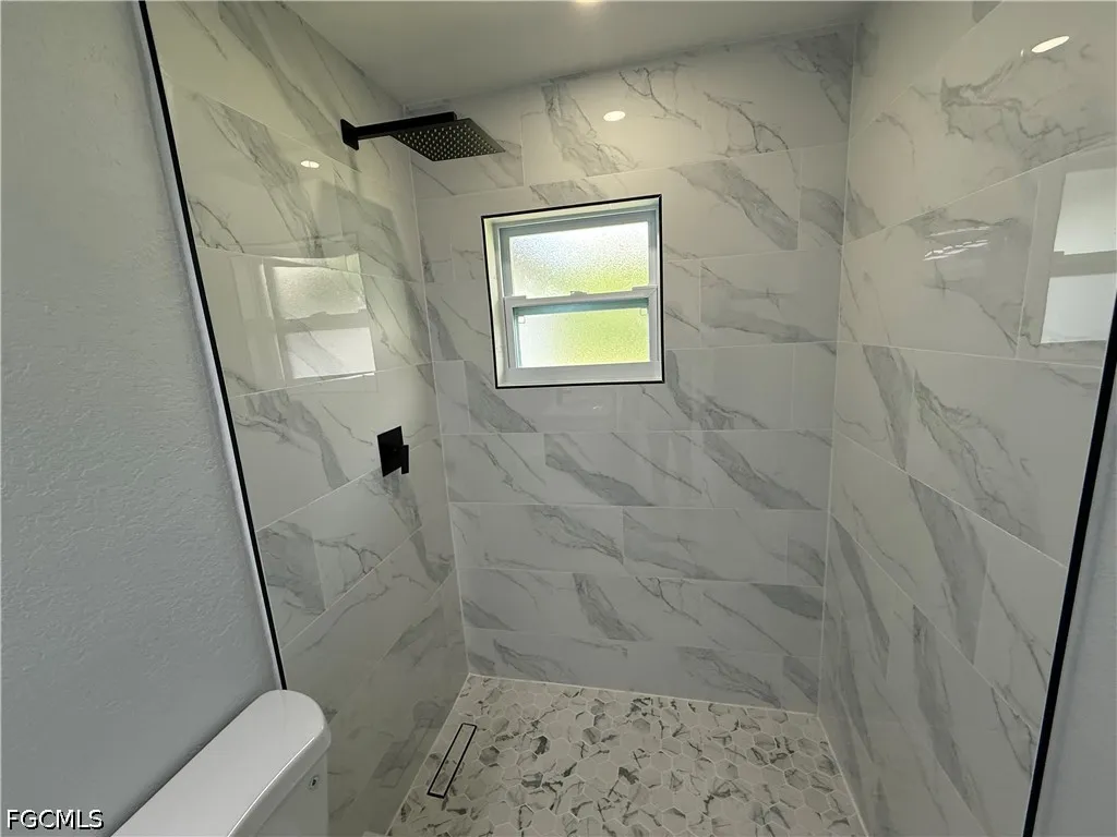 2008 Lotus Road Fort Myers FL 33905