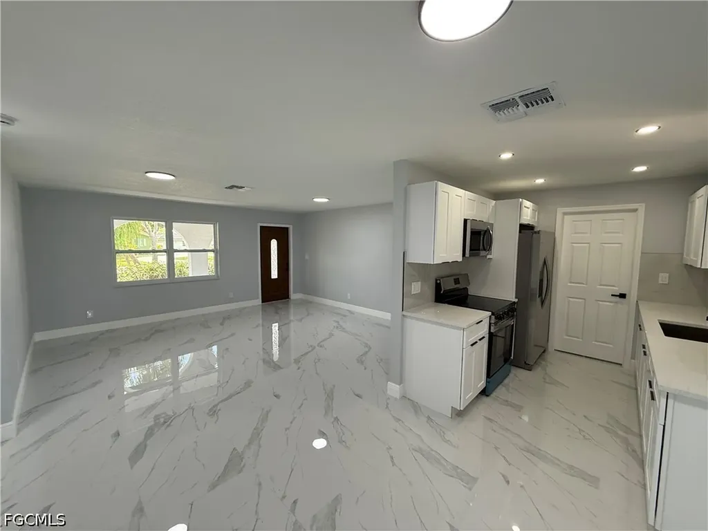 2008 Lotus Road Fort Myers FL 33905