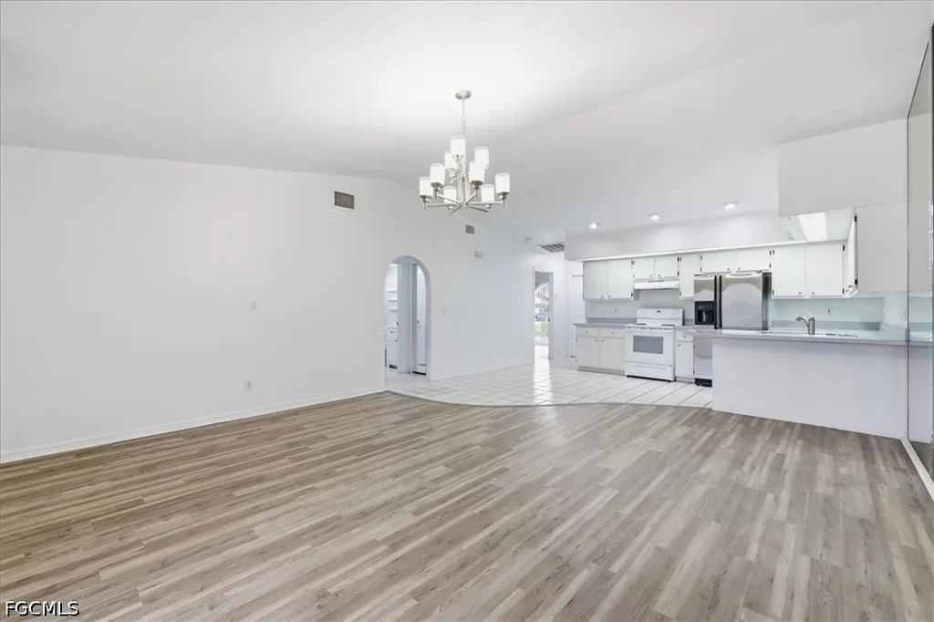 603 SE 7th Street Cape Coral FL 33990