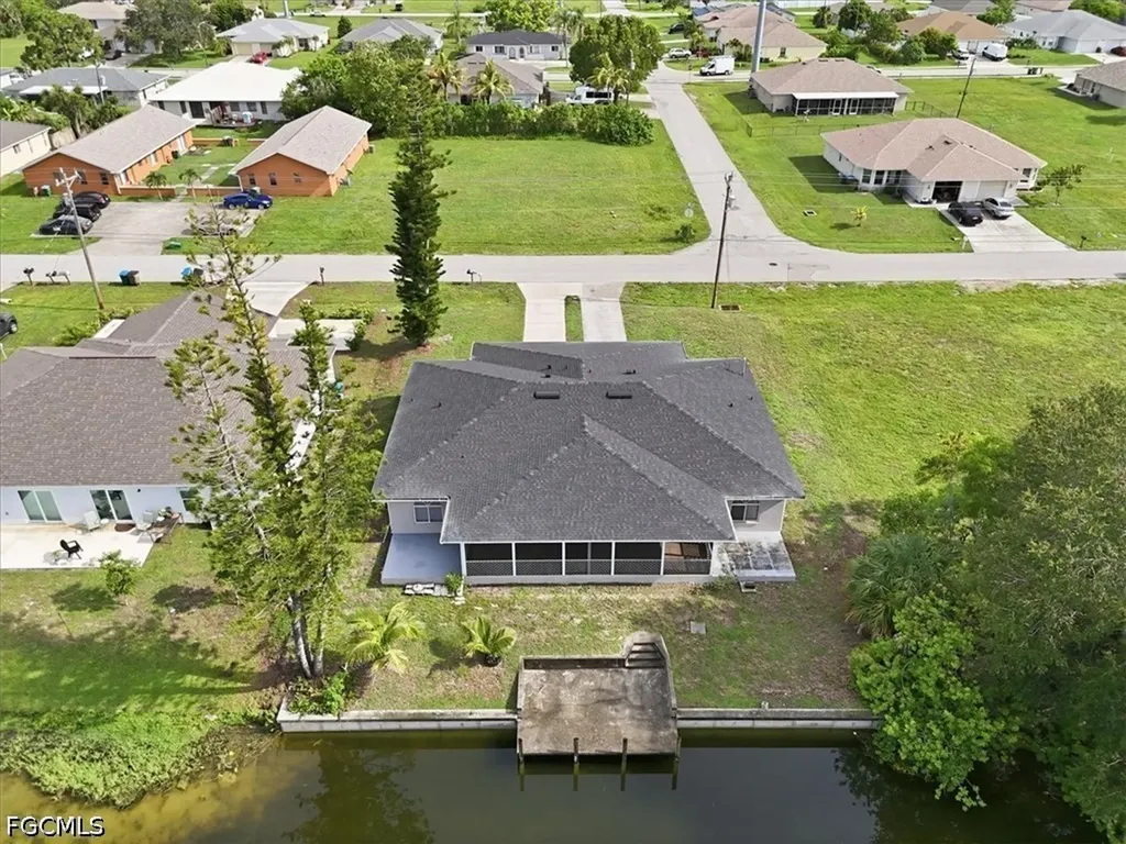 603 SE 7th Street Cape Coral FL 33990