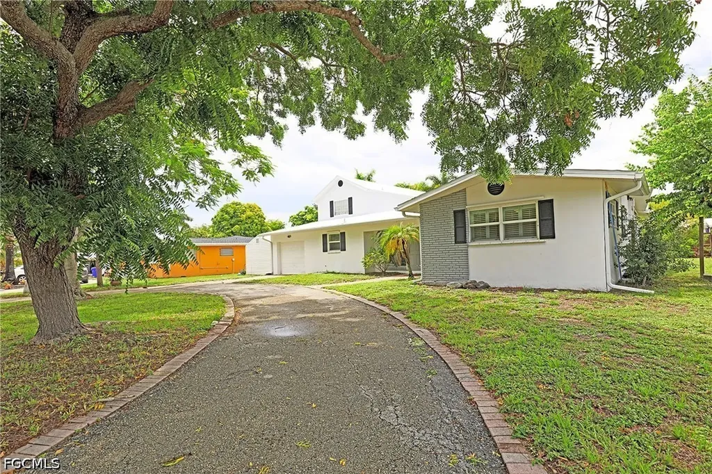 1353 Stadler Drive Fort Myers FL 33901