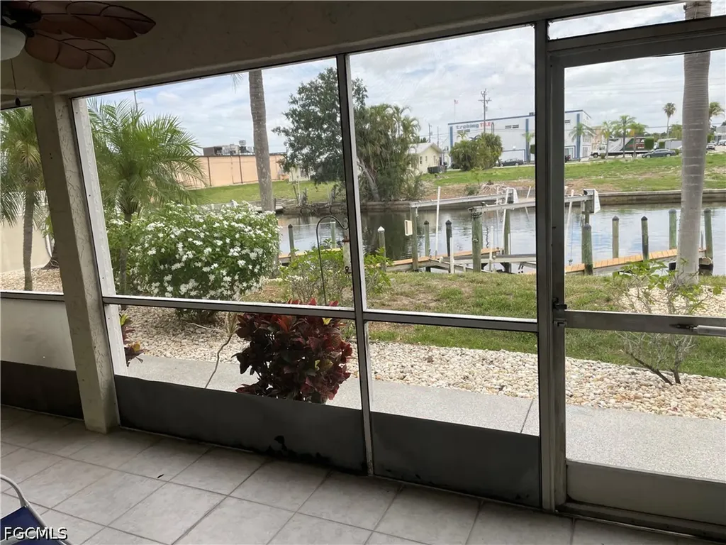 1615 SE 46th Lane Cape Coral FL 33904