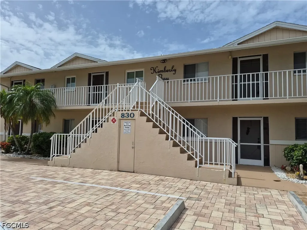 830 SW 48th Terrace Cape Coral FL 33914