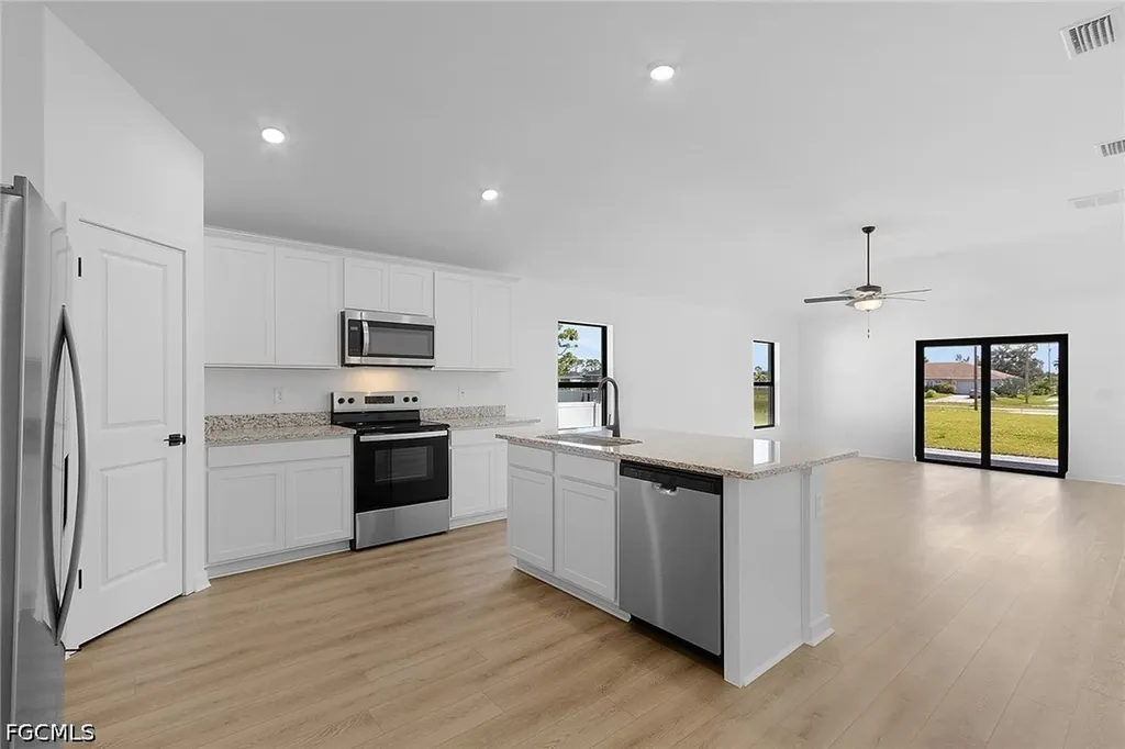 252 Lunette Street Fort Myers FL 33913